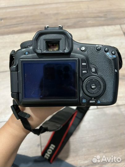 Зеркальный фотоаппарат canon eos 60d + обьектив