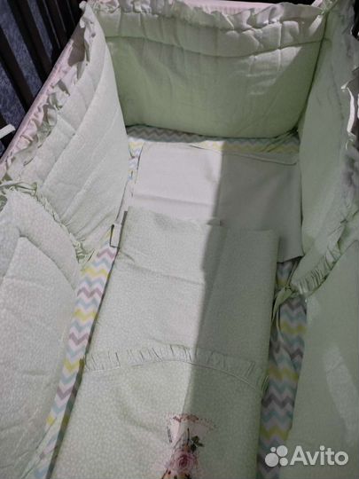 Бортики в кроватку