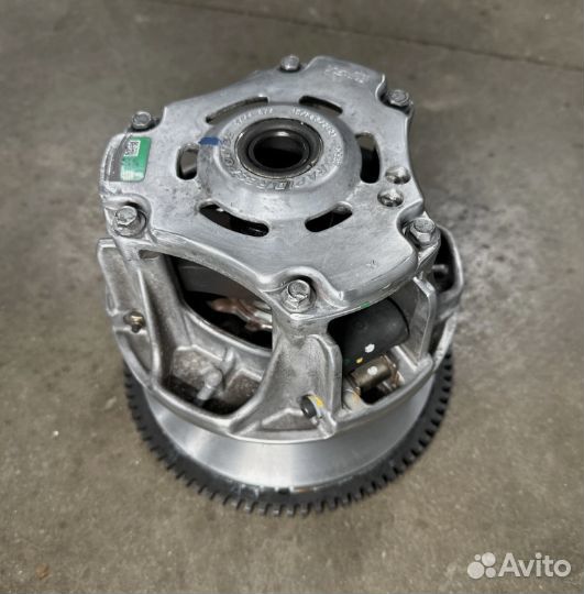 Arctic CAT ZR6000 20-22 ведущий вариатор