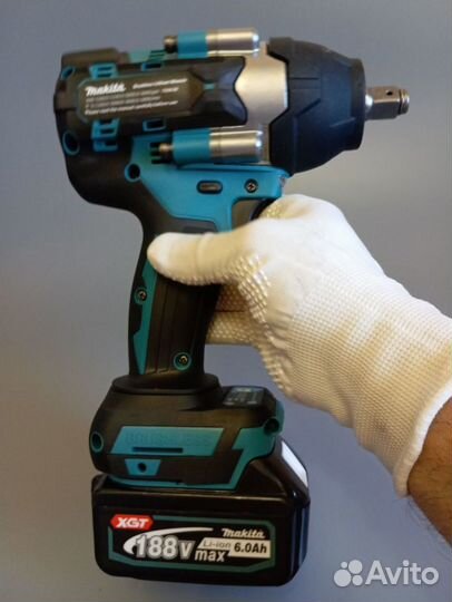 Гайковерт аккумуляторный makita 700 н / m