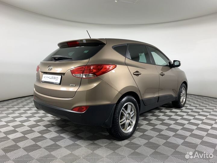 Hyundai ix35 2.0 AT, 2015, 226 000 км