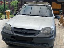 Chevrolet Niva 1.7 MT, 2006, 242 223 км, с пробегом, цена 400 000 руб.