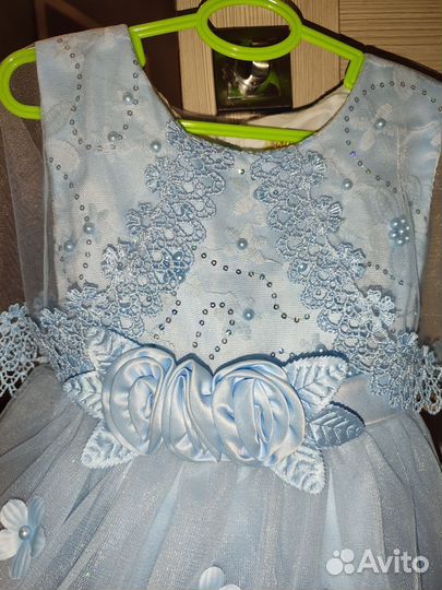 Детское нарядное платье 104