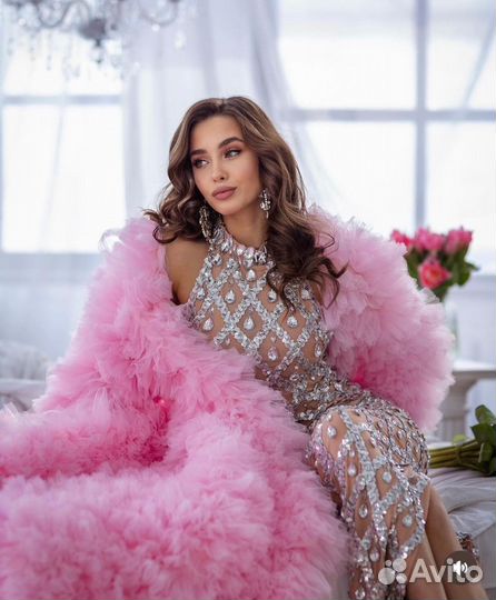 Вечернее платье