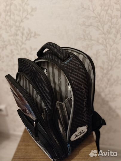 Школьный рюкзак