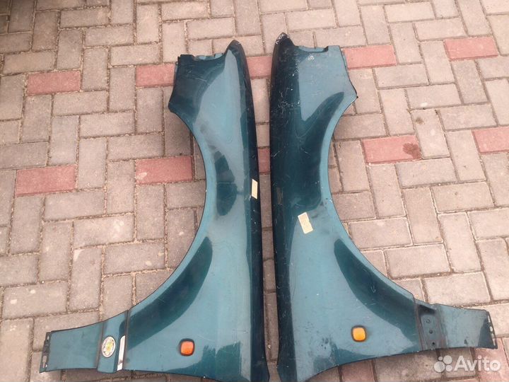 Audi A8 D2 - Крыло переднее левое