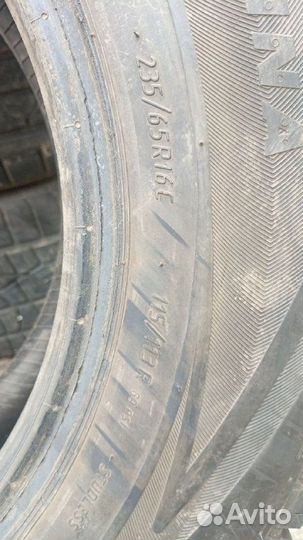 Viatti Vettore Brina V-525 235/65 R16C