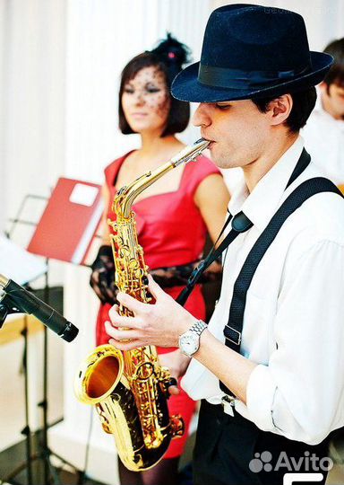 Саксофонист