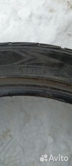 Triangle TR967 245/40 R19 98