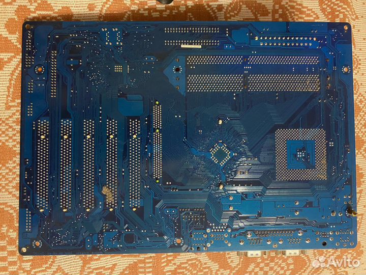 Материнская плата