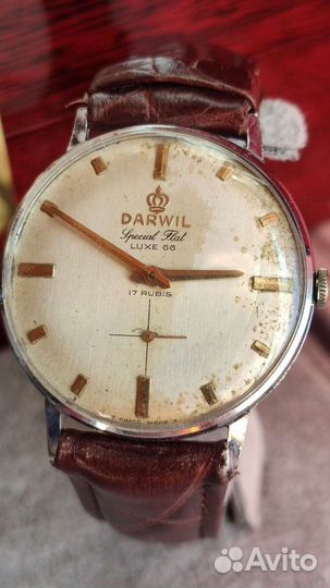 Часы Darwil