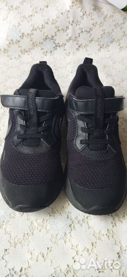 Кроссовки nike 33