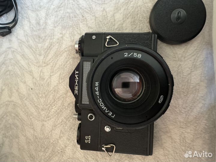 Фотоаппарат Зенит- 11 Гелиос-44М