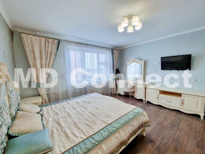 3-к. квартира, 100 м², 10/17 эт.