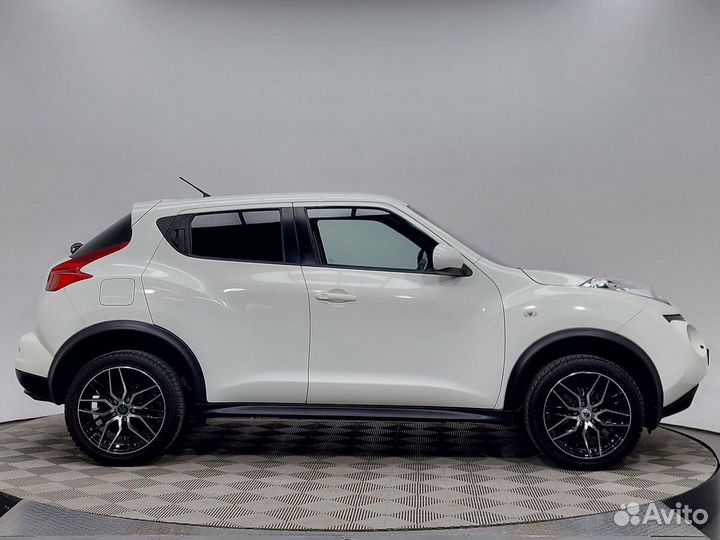 Nissan Juke 1.6 CVT, 2013, 124 456 км