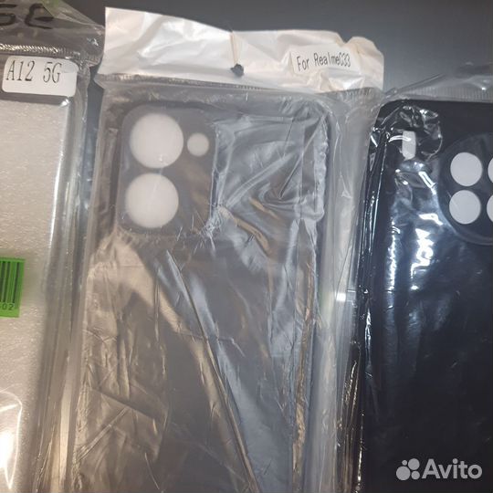 Чехлы на телефон