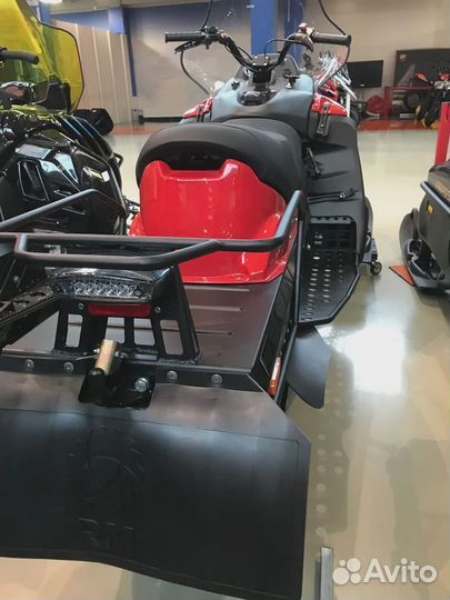 Снегоход RM Tiksy 250 Lux (красный)