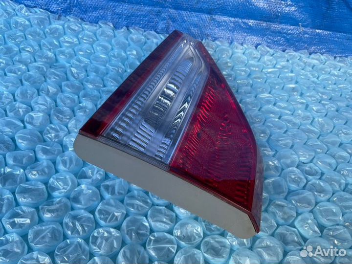 Фонарь задний левый Honda Odyssey RL5 J35Z8 2011