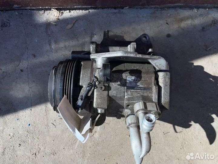 Компрессор кондиционера Subaru Legacy