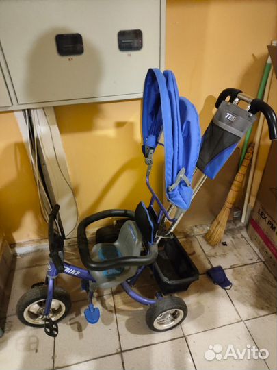 Детский велосипед с родительской ручкой