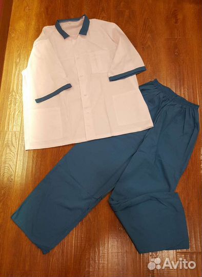 Медицинский костюм мужской новый