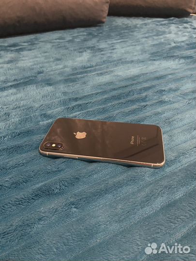 iPhone X, 64 ГБ