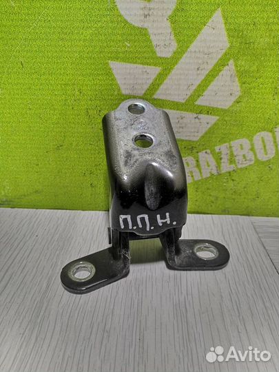 Петля двери передней правой нижняя Киа Оптима 3