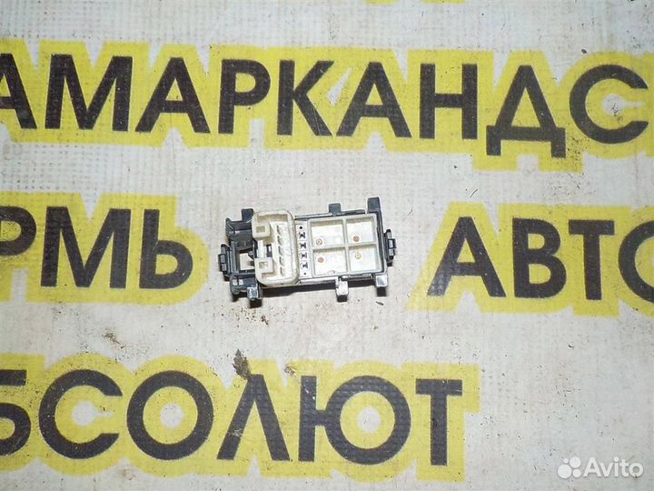 Кнопка стеклоподъемника Toyota Camry XV40 2006-20