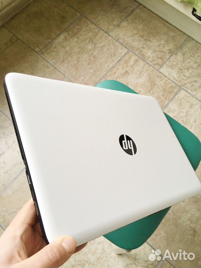 8Gb SSD 4 ядра игровой Белый ноут HP