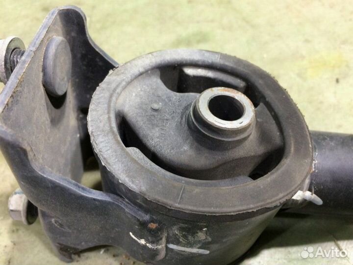 Подушка АКПП Subaru Impreza GG2 EJ152 2006