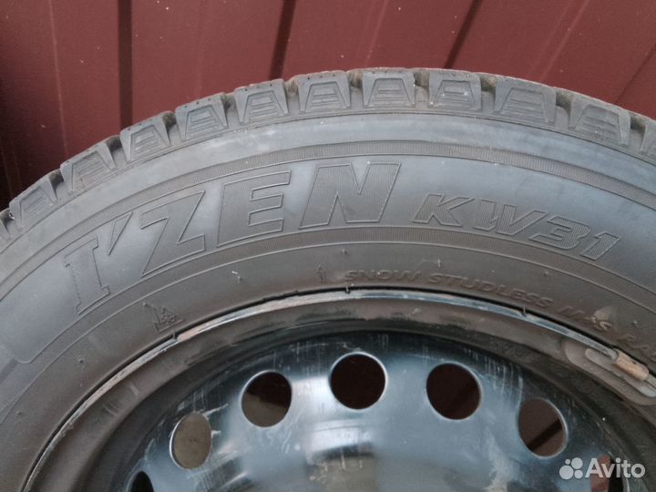 Kumho I'Zen KW31 6/5 R15