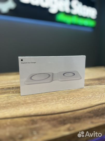 Apple MagSafe duo charger