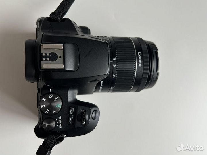 Зеркальный фотоаппарат canon eos 250d kit 18 55mm