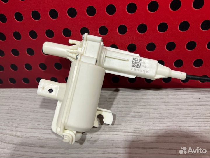 Замок багажника Mercedes-Benz Gle W292 642 2017