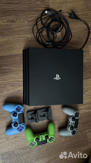 Sony playstation 4 pro 1tb