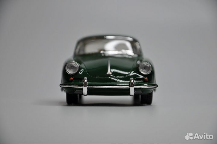 Модель автомобиля Porsche 356 B Carrera 2 металл