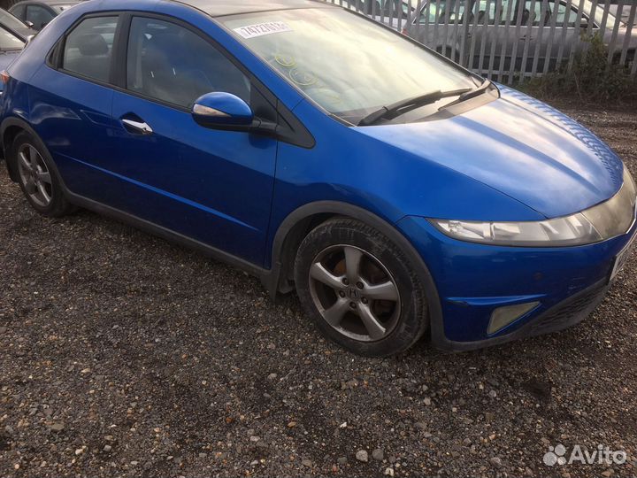 В разборе (запчасти ) Honda Civic 5d