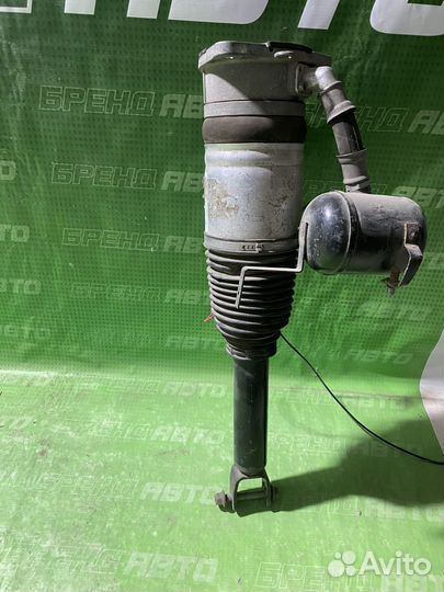 Стойка амортизатора пневмоподаески A8D3