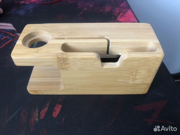 Подставка для iPhone