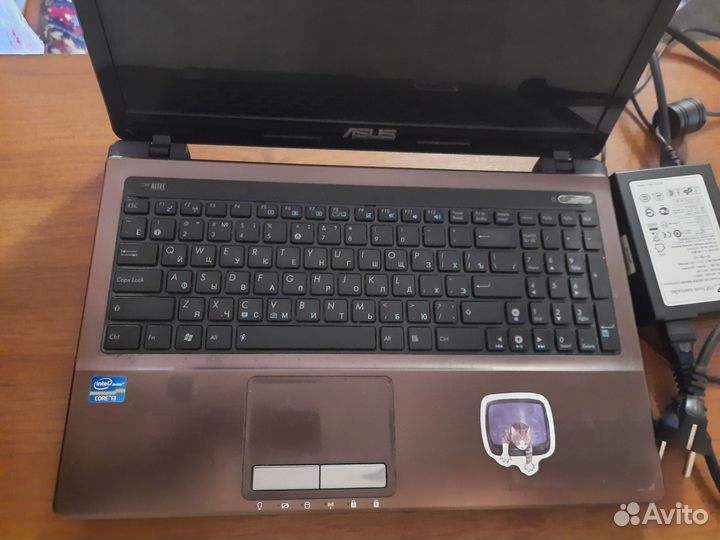 Ноутбук Asus K53E / 4 ядра i3 / 3gb / 300gb