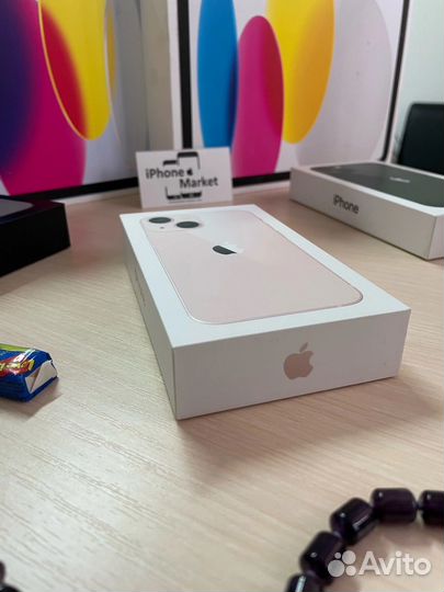 iPhone 13 128 pink