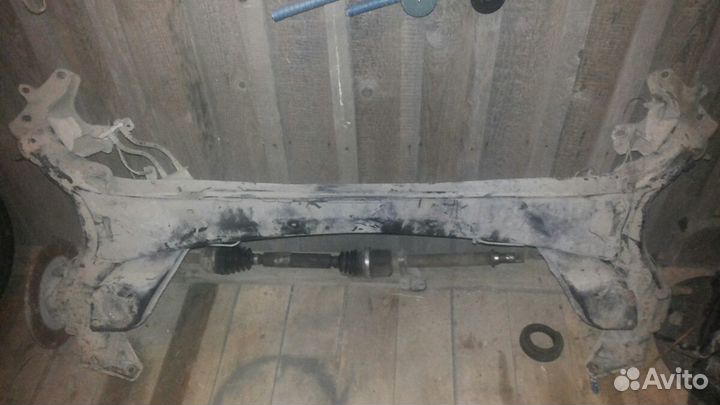 Задняя балка рено меган,сценик