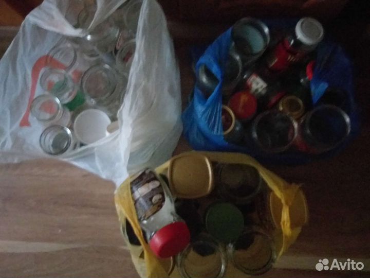 Банки 600,750,690