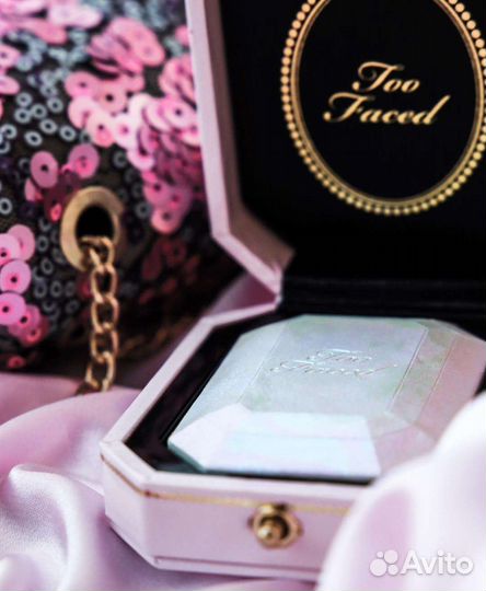 Too faced хайлайтер Diamond light fire