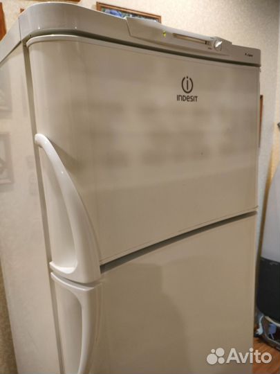 Холодильник б/у