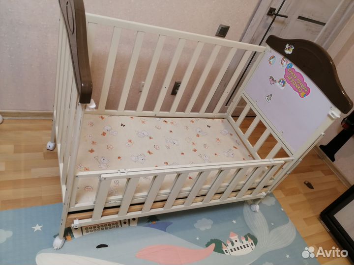 Детская кроватка