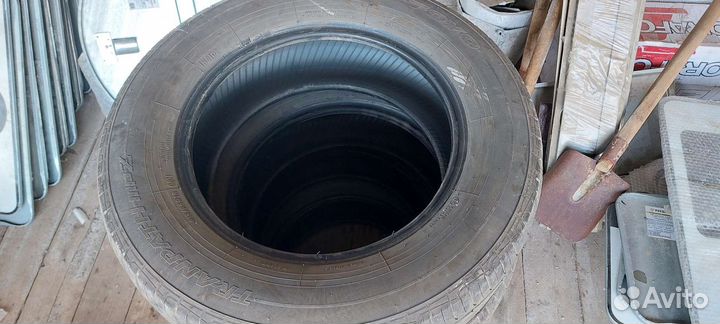 Toyo Tranpath MPZ 215/65 R16