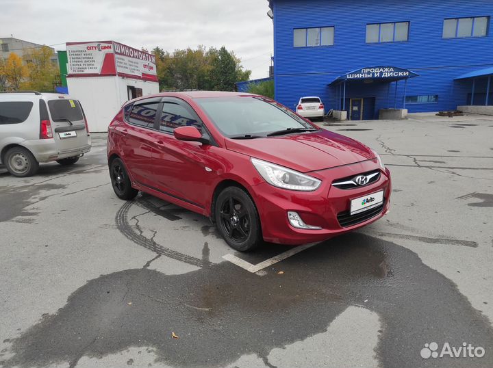 Hyundai Solaris 1.6 AT, 2013, 137 000 км