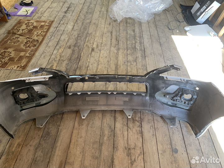 Продам передний бампер на lexus lx 570