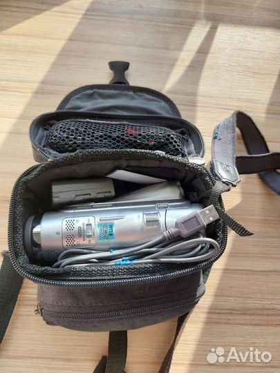 Цифровая видеокамера Samsung